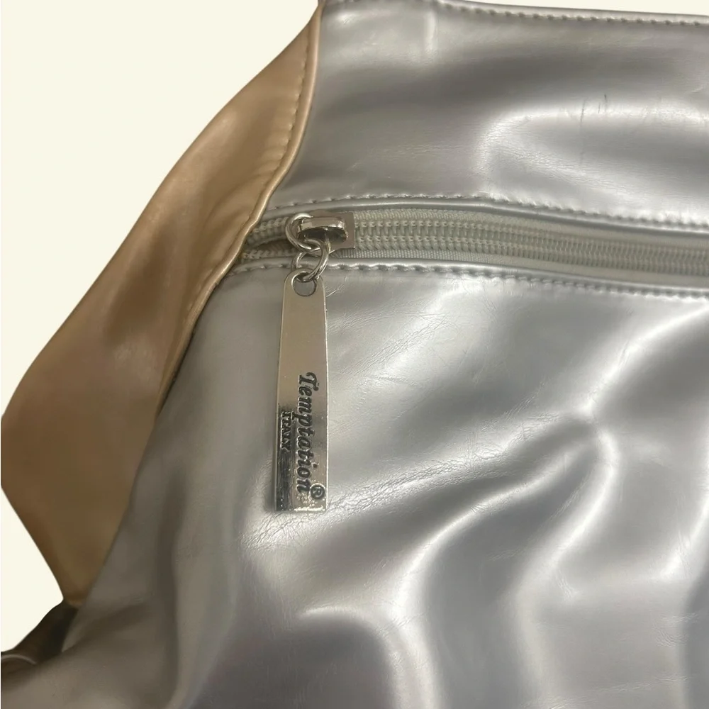 Temptation Italy Beige and Silver Rose shaped Women's Handbag - Picture 2 of 2